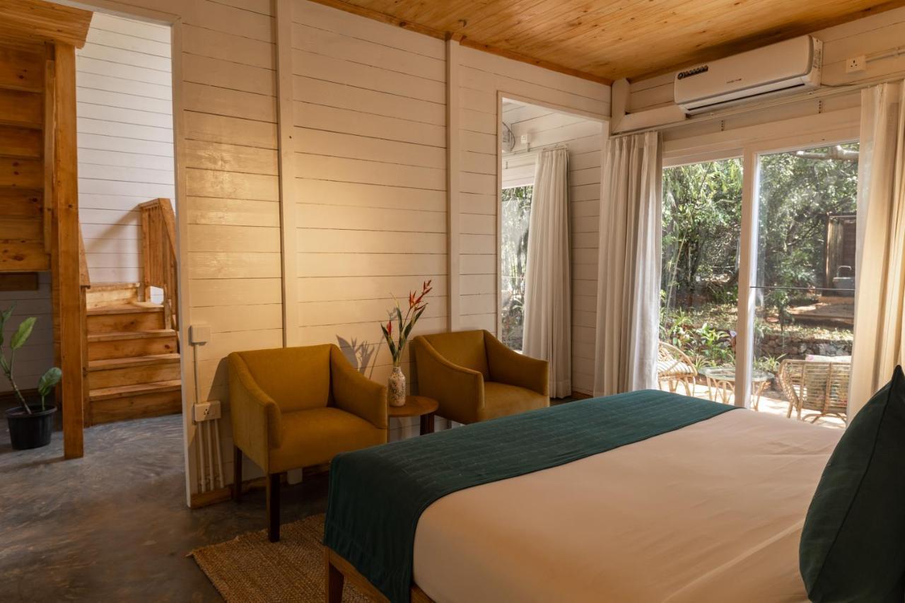 Larisa Resort Ashwem Мандрем Екстериор снимка