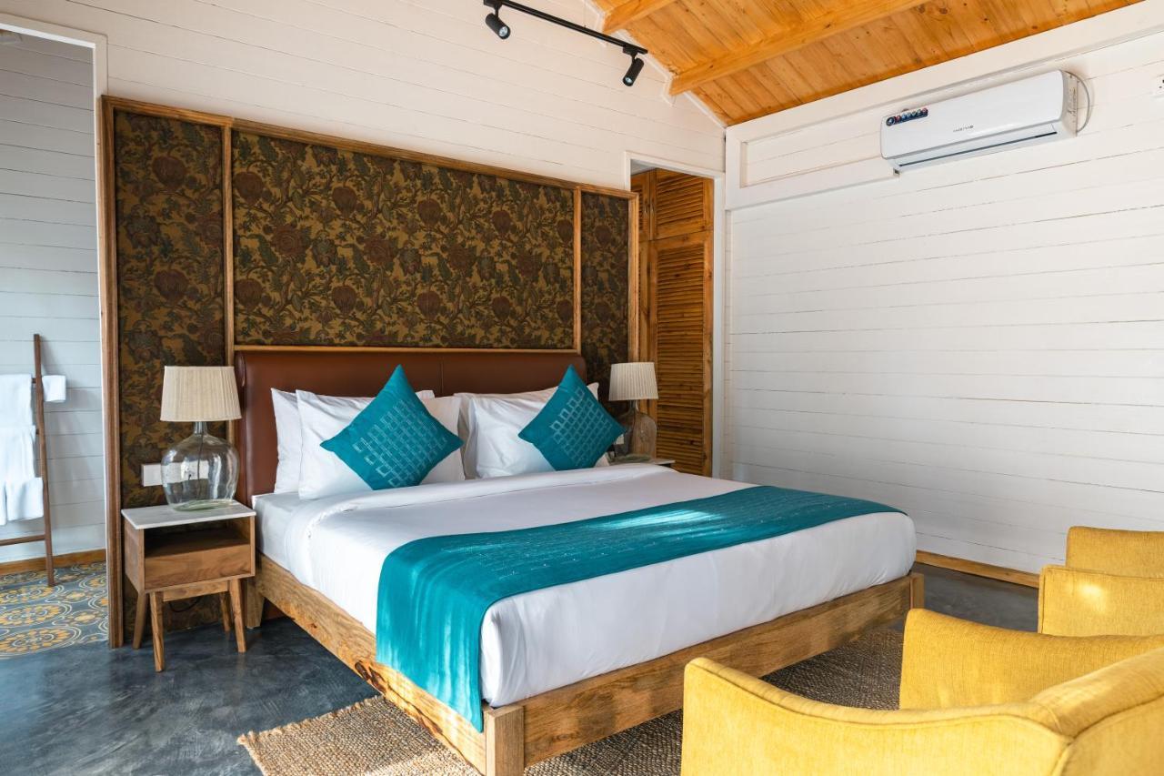 Larisa Resort Ashwem Мандрем Екстериор снимка